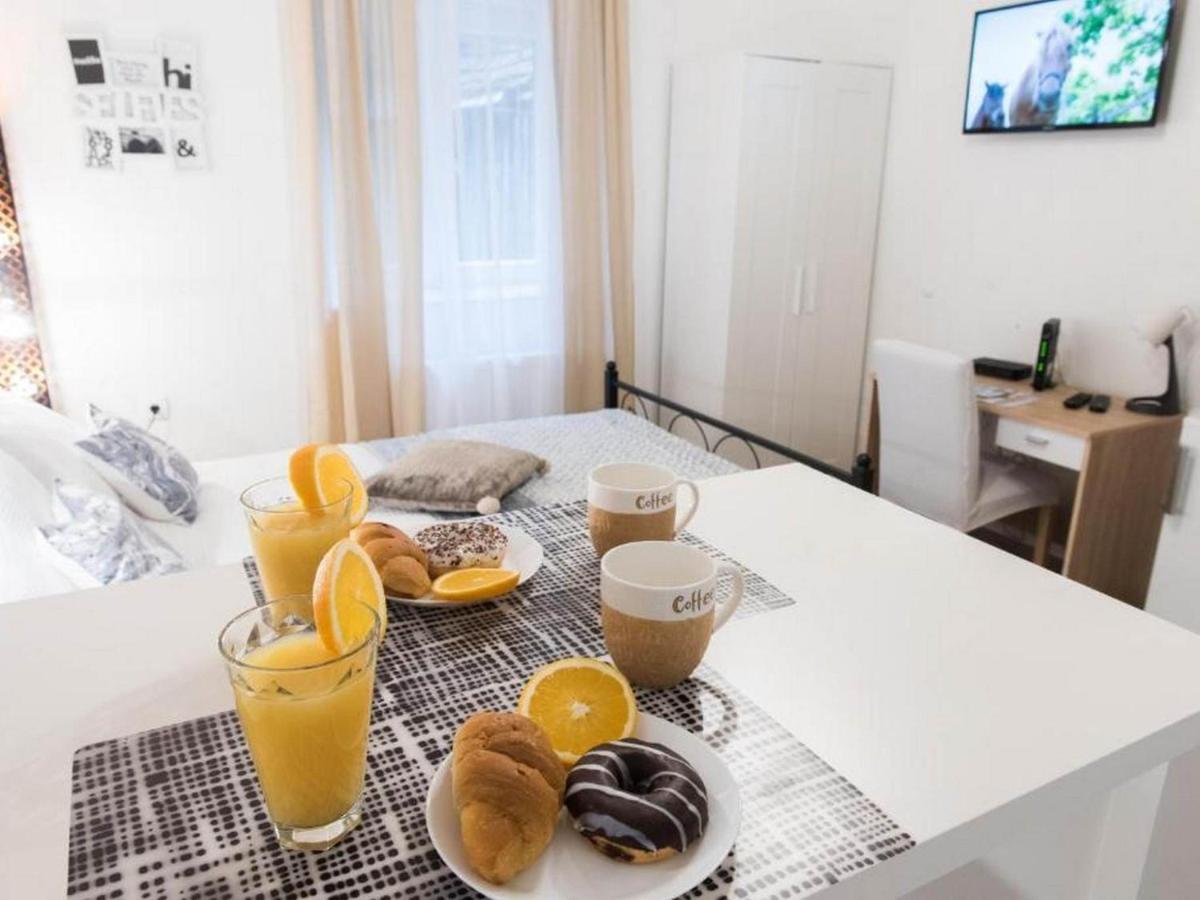 Apartments C-Enter Загреб Екстериор снимка